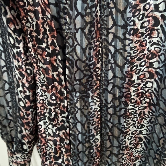 VTG 90s animal print sheer blouse - Picture 4 of 5